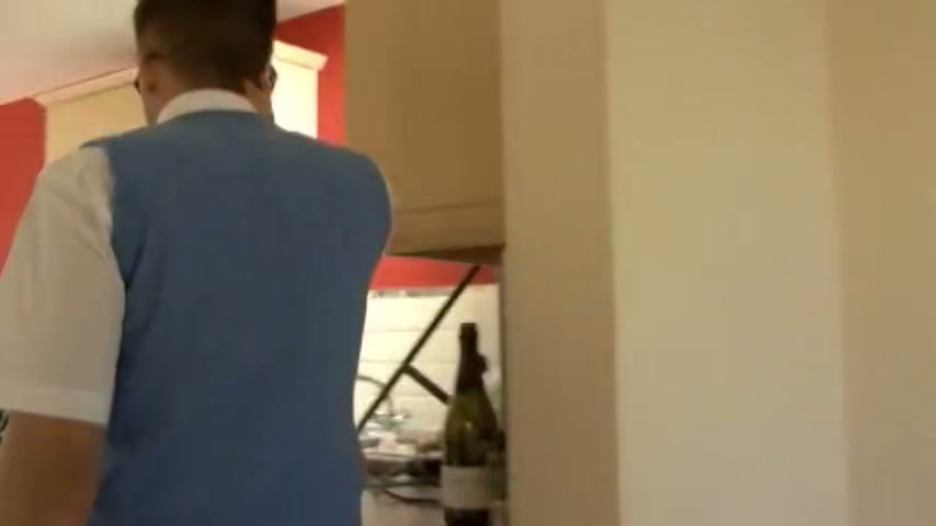 Robyn Ryder & Dani amour Uk chavtastic threesome