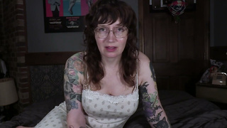 Bettie - Mom's Art Imitates Life - 1hr 1min