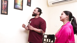 Pardesi Ka Ishq Uncut